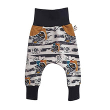 Charger l&#39;image dans la galerie, Pantalon sarouel slim &quot;LETS GO&quot; évolutif en sweat bouclettes oeko-tex